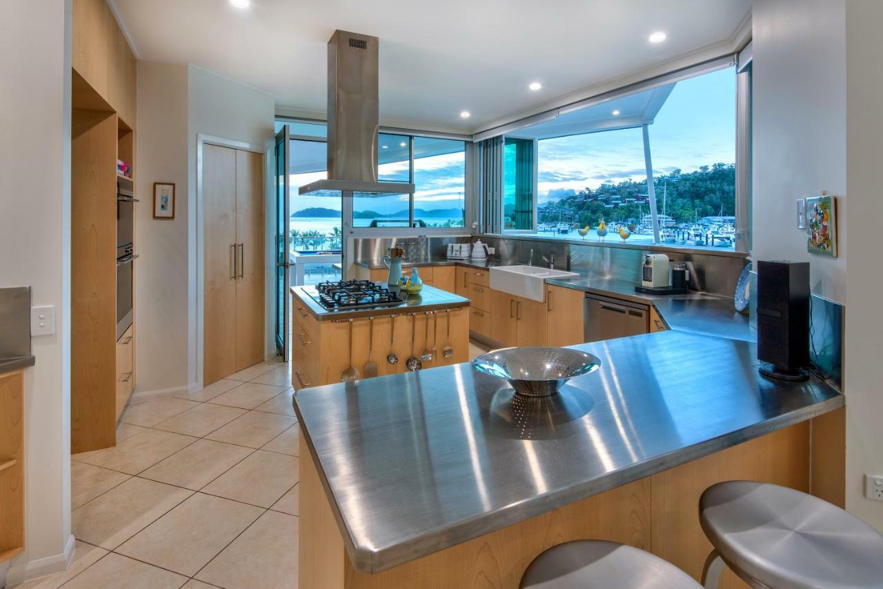 Pavillions Penthouse 25 - Luxury Waterfront Apartment With Private Roof Top Pool And Buggy ハミルトン・アイランド エクステリア 写真
