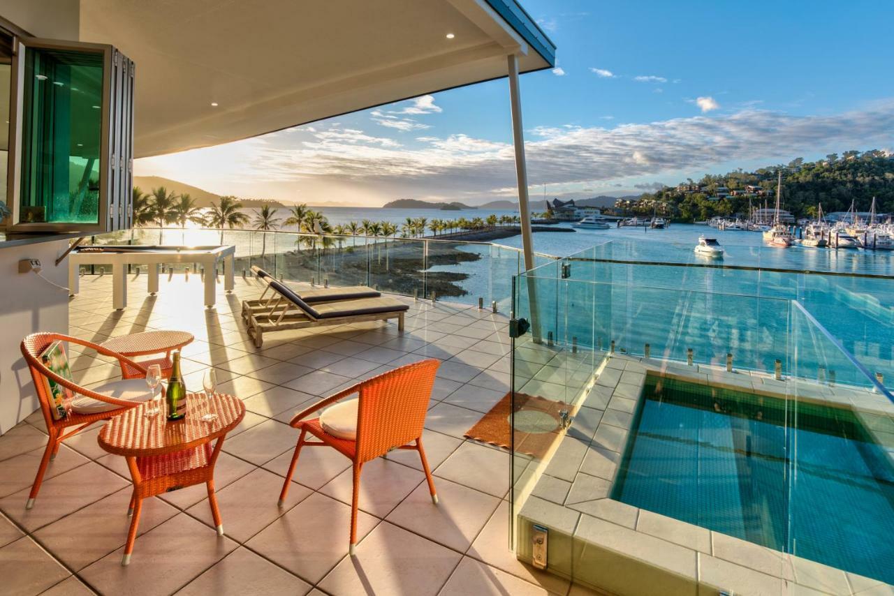 Pavillions Penthouse 25 - Luxury Waterfront Apartment With Private Roof Top Pool And Buggy ハミルトン・アイランド エクステリア 写真