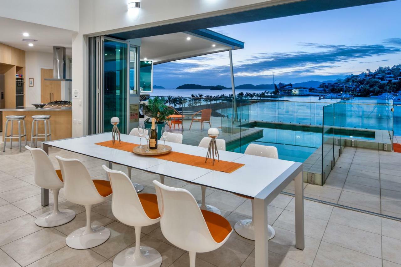 Pavillions Penthouse 25 - Luxury Waterfront Apartment With Private Roof Top Pool And Buggy ハミルトン・アイランド エクステリア 写真