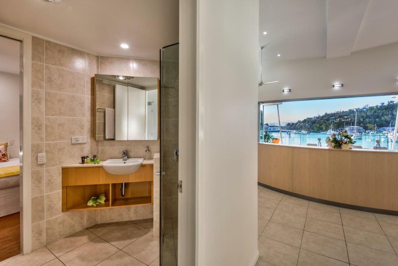 Pavillions Penthouse 25 - Luxury Waterfront Apartment With Private Roof Top Pool And Buggy ハミルトン・アイランド エクステリア 写真