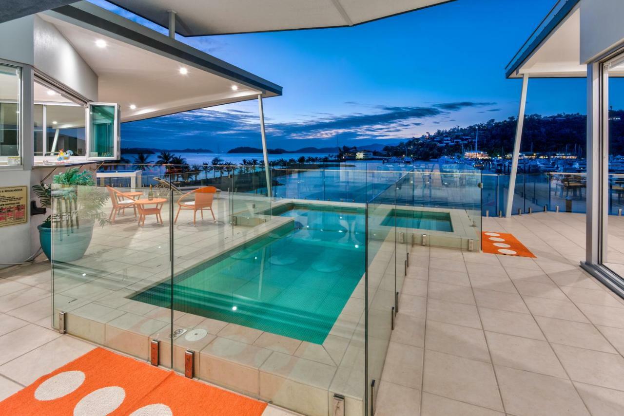Pavillions Penthouse 25 - Luxury Waterfront Apartment With Private Roof Top Pool And Buggy ハミルトン・アイランド エクステリア 写真